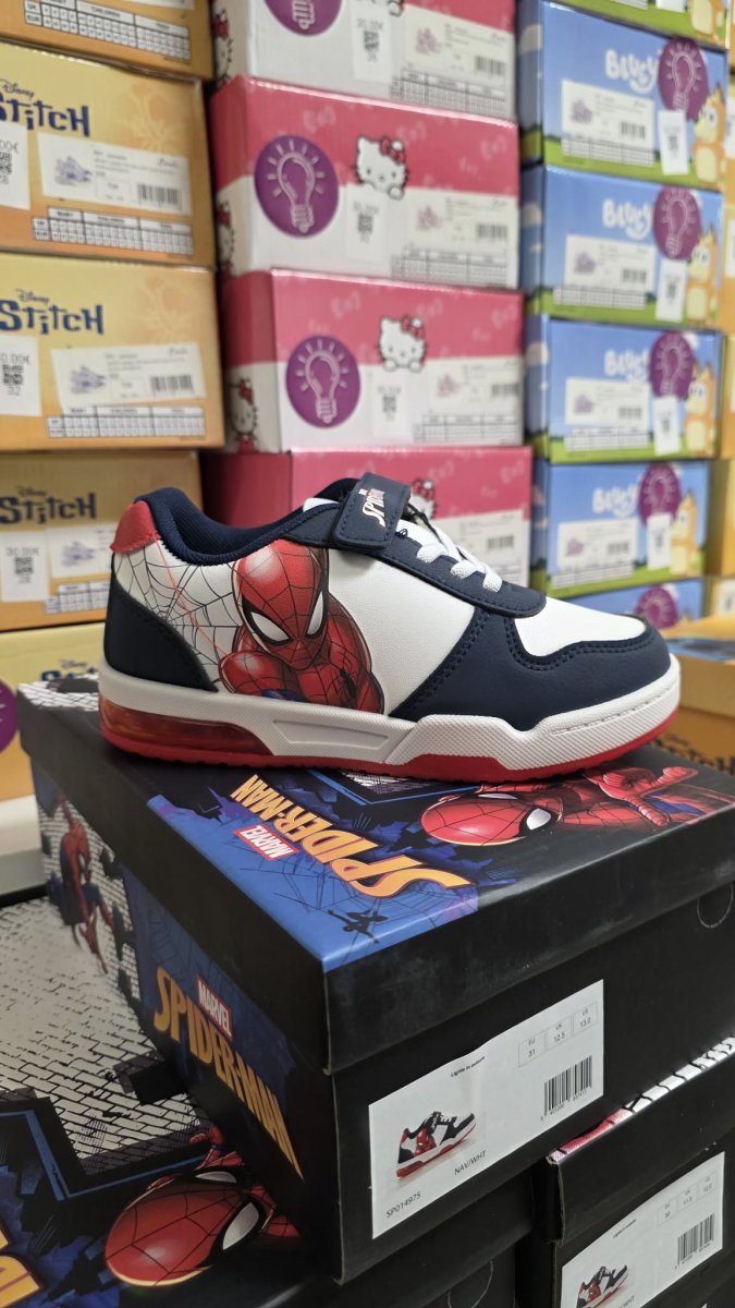 Sapatilha spiderman com luzes